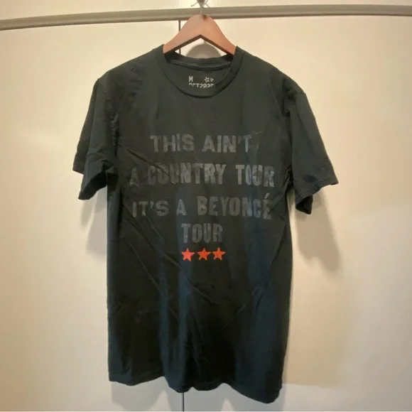 Official Cowboy Carter Tour Merch - Picture 4 of 6